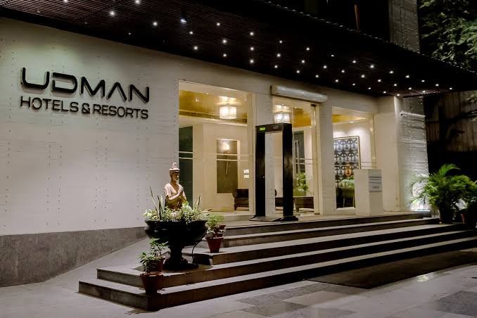 Udman Hotel